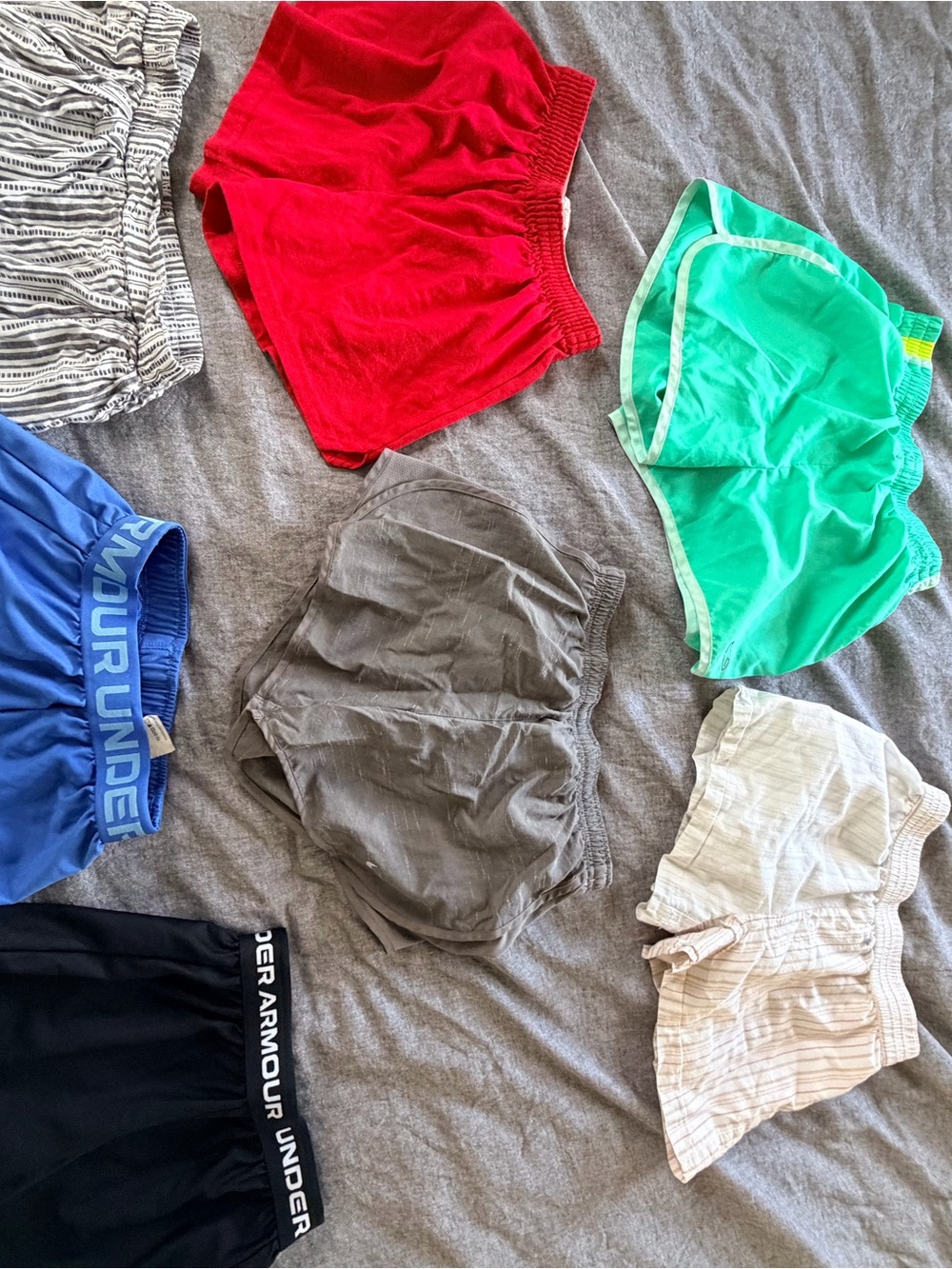 Girls Athletic Shorts Bundle Nike Under Armour Old Navy Size 10 12